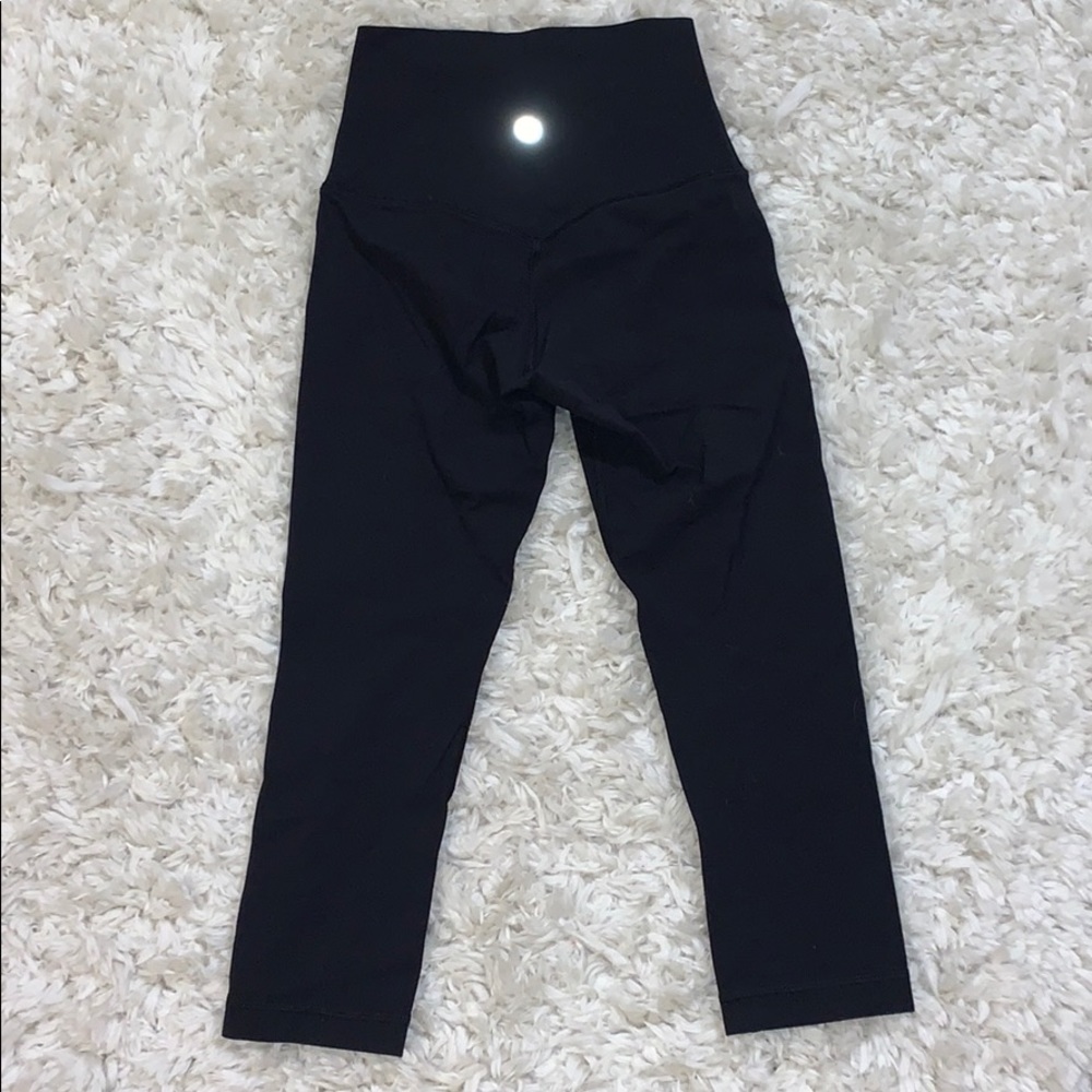 Lululemon Women’s Black Align Crop Leggings - Picture 3 of 6